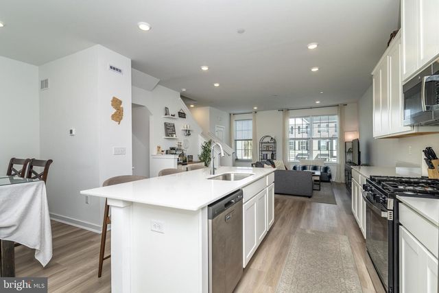 41 BARNES WAY, Sicklerville, NJ 08081