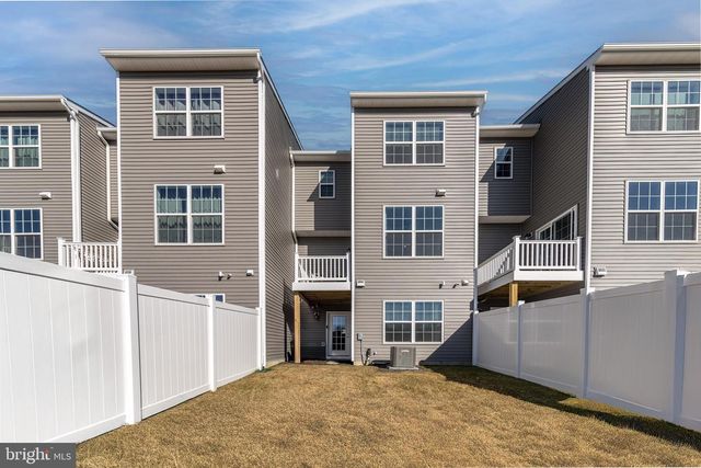 41 BARNES WAY, Sicklerville, NJ 08081