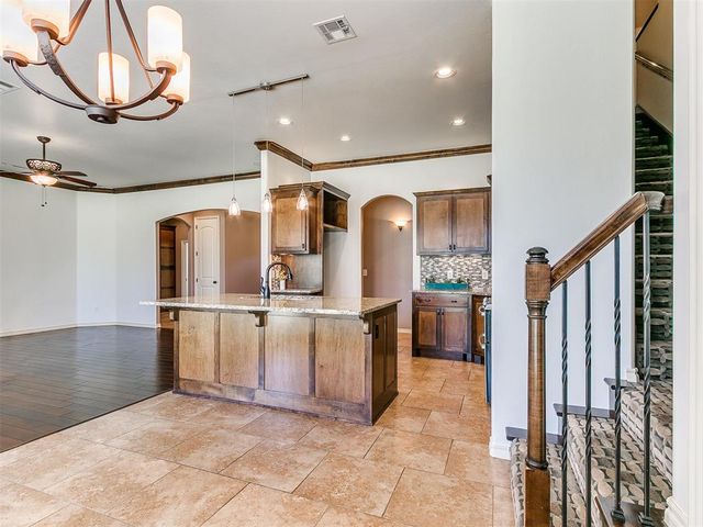 1409 Brayhill Road, Edmond, OK 73003