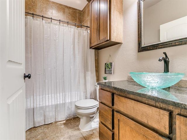 1409 Brayhill Road, Edmond, OK 73003