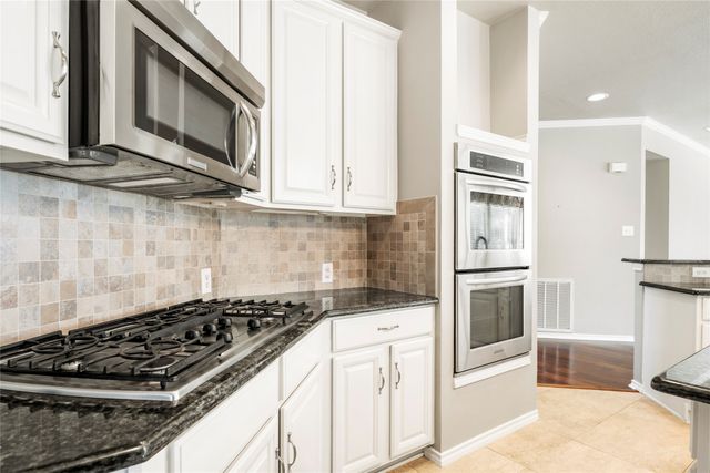 2233 Beechwood Lane, Flower Mound, TX 75028