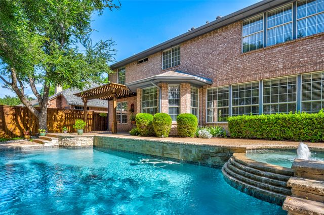 2233 Beechwood Lane, Flower Mound, TX 75028