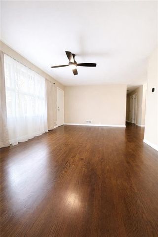 11112 Winchester Avenue, Kansas City, MO 64134