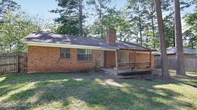 151 Plum Tree Road, Brandon, MS 39047