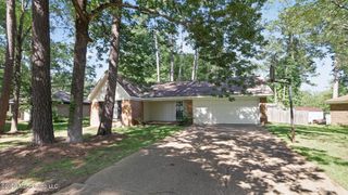 151 Plum Tree Road, Brandon, MS 39047