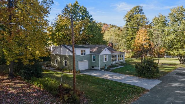 5102 E LAKE Road, Erie, PA 16511