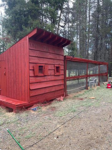 17235 S Century Drive, Bend, OR 97707