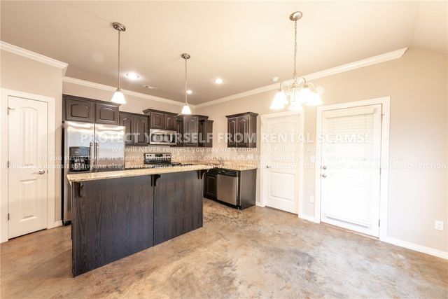 3532 W Foxtail Lily Lane, Fayetteville, AR 72704
