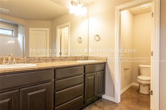 3532 W Foxtail Lily Lane, Fayetteville, AR 72704