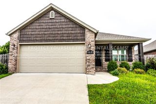 3532 W Foxtail Lily Lane, Fayetteville, AR 72704