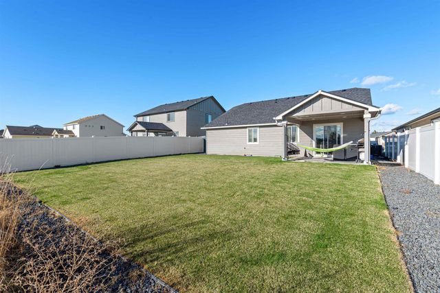 1808 E C St, Deer Park, WA 99006