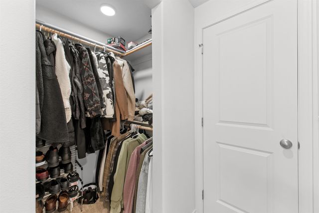 1808 E C St, Deer Park, WA 99006