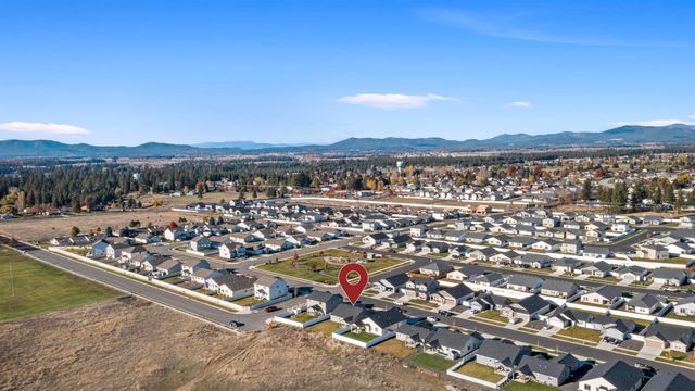 1808 E C St, Deer Park, WA 99006