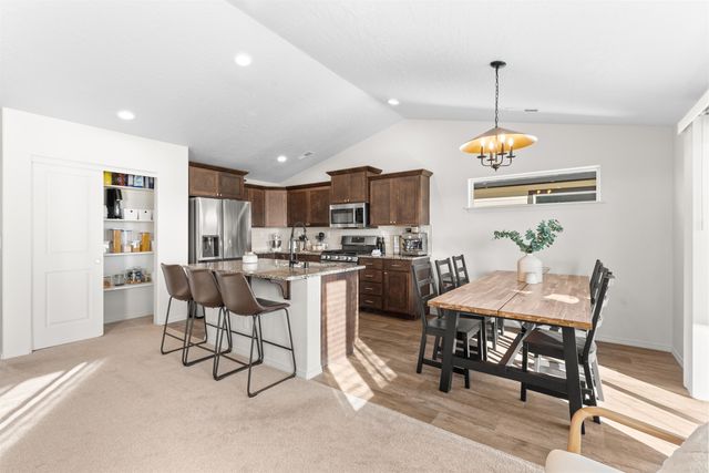 1808 E C St, Deer Park, WA 99006