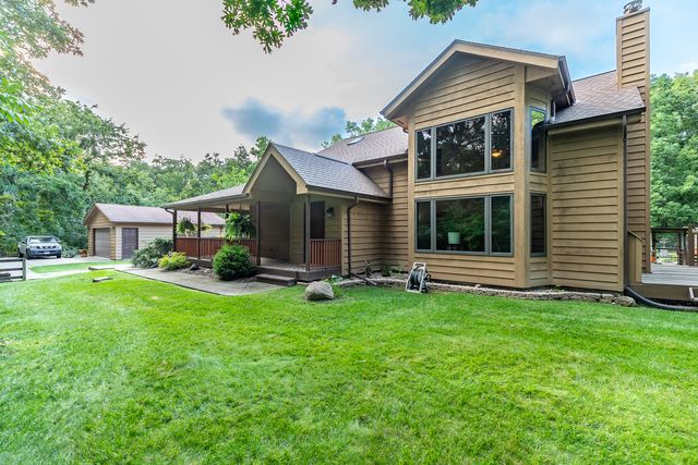 3530 E Challas Entrance, Crete, IL 60417