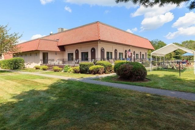 24 Madrid Square 4, Brockton, MA 02301