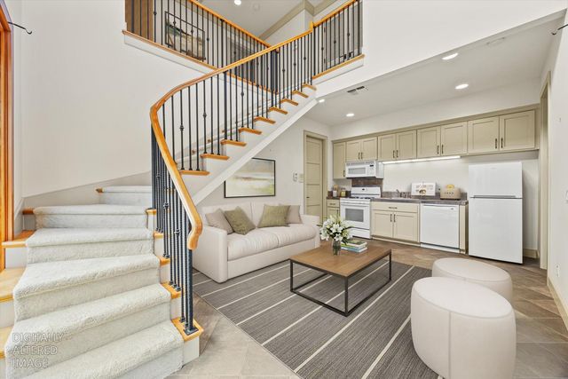 1422 40th St, Sacramento, CA 95819