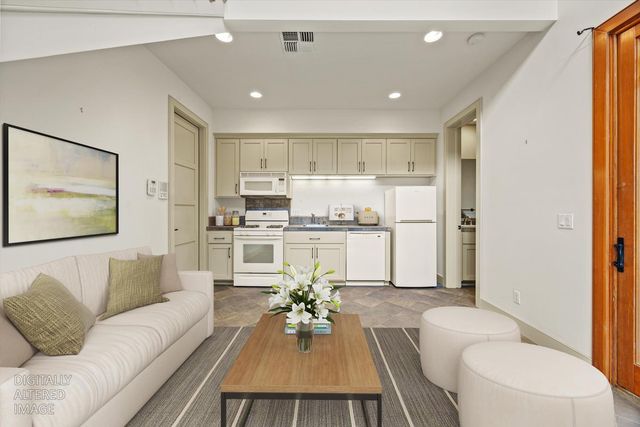 1422 40th St, Sacramento, CA 95819