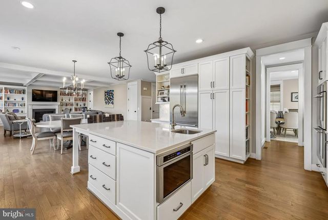2998 BEECHWOOD LN, Falls Church, VA 22042