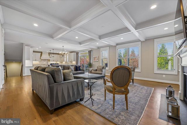 2998 BEECHWOOD LN, Falls Church, VA 22042