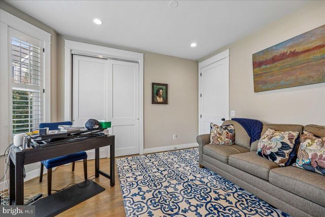 2998 BEECHWOOD LN, Falls Church, VA 22042