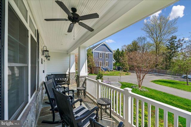 2998 BEECHWOOD LN, Falls Church, VA 22042