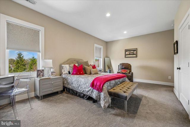 2998 BEECHWOOD LN, Falls Church, VA 22042