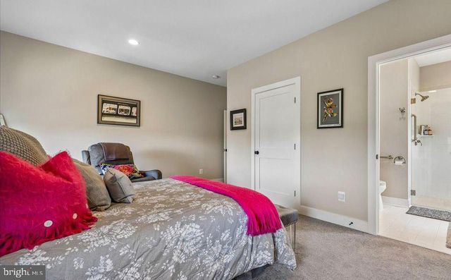 2998 BEECHWOOD LN, Falls Church, VA 22042