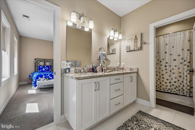 2998 BEECHWOOD LN, Falls Church, VA 22042