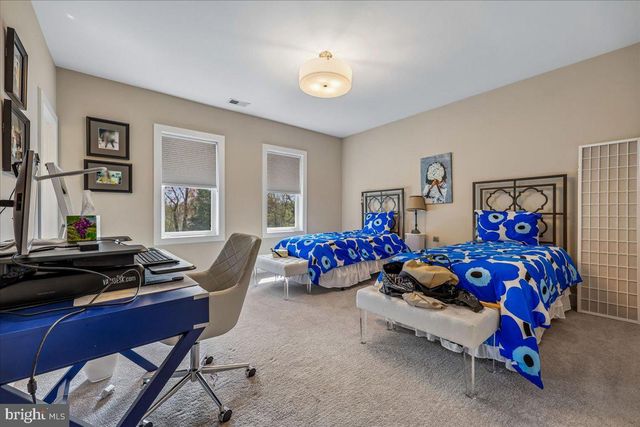 2998 BEECHWOOD LN, Falls Church, VA 22042