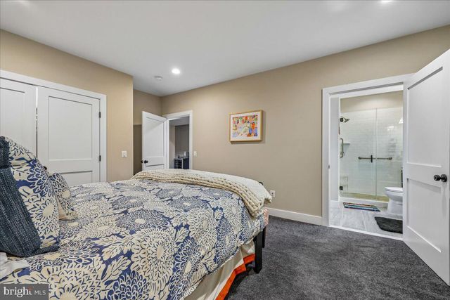 2998 BEECHWOOD LN, Falls Church, VA 22042