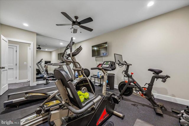 2998 BEECHWOOD LN, Falls Church, VA 22042
