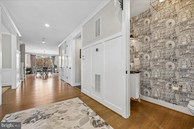 2998 BEECHWOOD LN, Falls Church, VA 22042