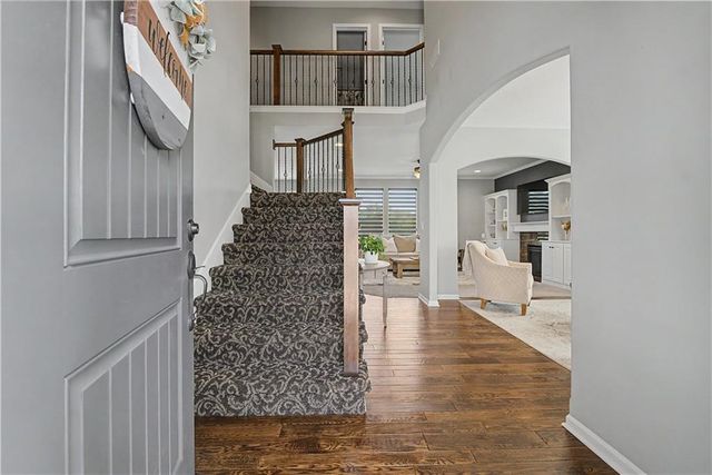 1000 BELLFLOWER Lane, Greenwood, MO 64034