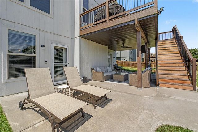 1000 BELLFLOWER Lane, Greenwood, MO 64034