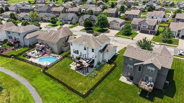 1000 BELLFLOWER Lane, Greenwood, MO 64034