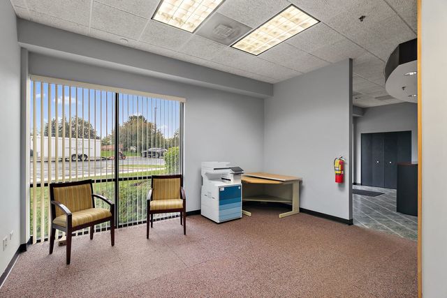 4508 Prime Parkway D, Mchenry, IL 60050