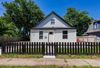 2326 Des Moines Street, Des Moines, IA 50317