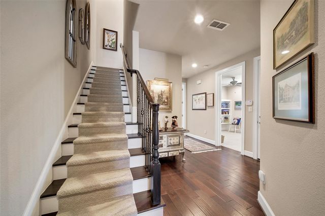 803 Dunleigh Meadows Lane, Houston, TX 77055