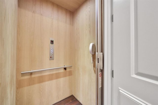 803 Dunleigh Meadows Lane, Houston, TX 77055