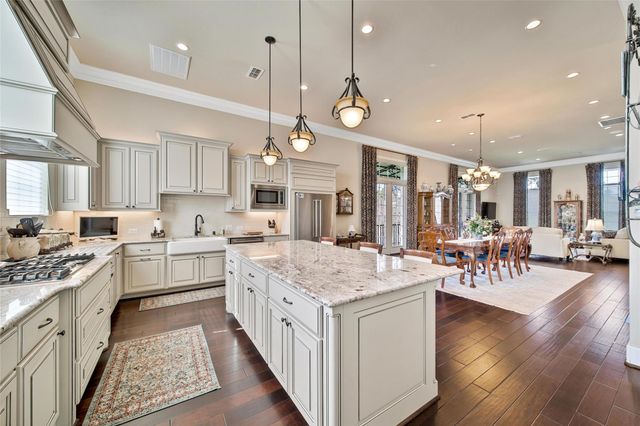 803 Dunleigh Meadows Lane, Houston, TX 77055