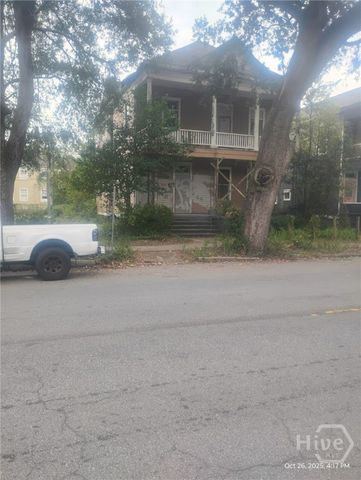 1706 Barnard Street, Savannah, GA 31401