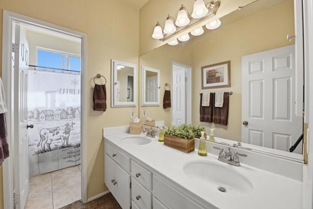 27678 Trailhead Court, Corona, CA 92883