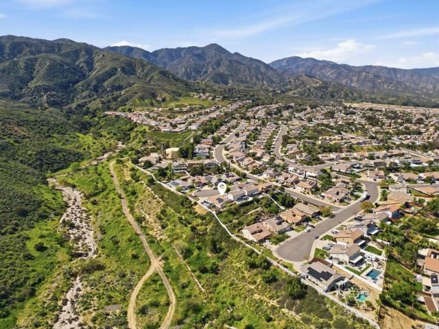 27678 Trailhead Court, Corona, CA 92883