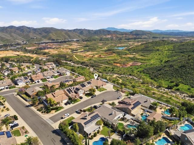 27678 Trailhead Court, Corona, CA 92883