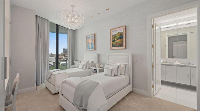 1100 S Flagler Drive 804, West Palm Beach, FL 33401