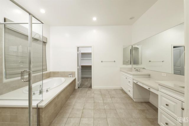 12319 Ashlyn Drive, Bakersfield, CA 93311