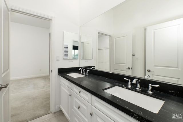 12319 Ashlyn Drive, Bakersfield, CA 93311