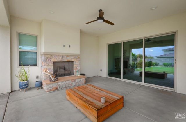 12319 Ashlyn Drive, Bakersfield, CA 93311