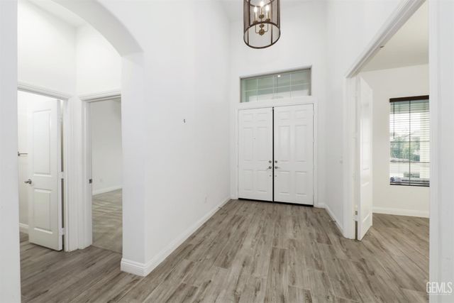 12319 Ashlyn Drive, Bakersfield, CA 93311